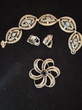 Danecraft Silver-Tone Filigree Jewelry Set with Black Onyx